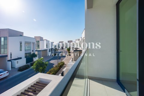 Villa para arrendamento em Arabian Ranches 3, Dubai, EAU 3 quartos, 463.65007307 m2 № 679449 - foto 18