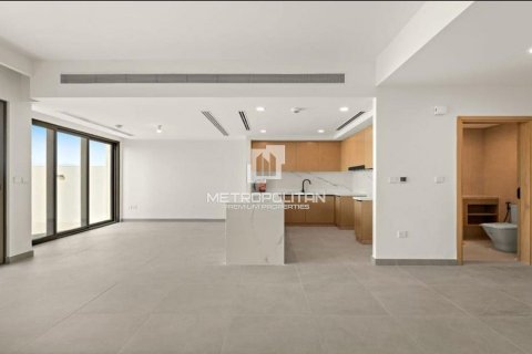 Вилла Dubai Land, Дубай, БАӘ-да 3 жатын бөлмелер, 167 м² № 665515 - фото 2