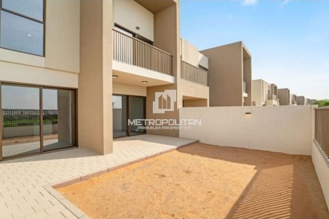 Вилла Dubai Land, Дубай, БАӘ-да 3 жатын бөлмелер, 167 м² № 665515 - фото 13