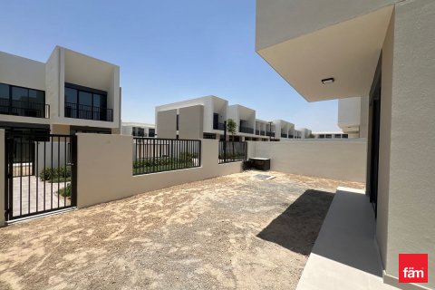Řadový dům v Town Square, Dubai, SAE 4 ložnice, 261.2 m² Č.: 621376 - fotografie 20