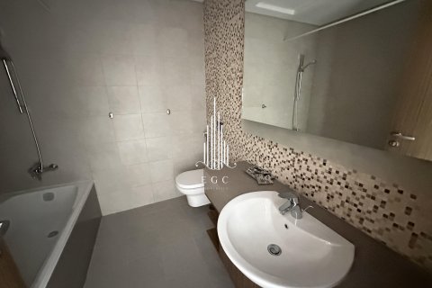 Townhouse in Al Raha Beach, Abu Dhabi, UAE 2 bedrooms, 317.4 sq.m. № 557427 - photo 19