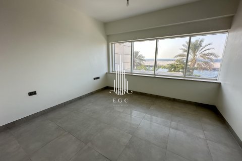 Townhouse in Al Raha Beach, Abu Dhabi, UAE 2 bedrooms, 317.4 sq.m. № 557427 - photo 3