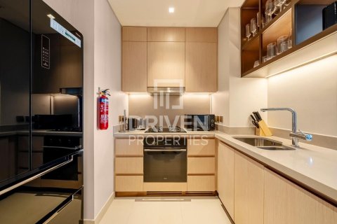 Müüa korter asukohaga Downtown Dubai (Downtown Burj Dubai), Dubai, AÜE: 2 magamistoaga, 111.86 m² Nr 742876 - pilt 10