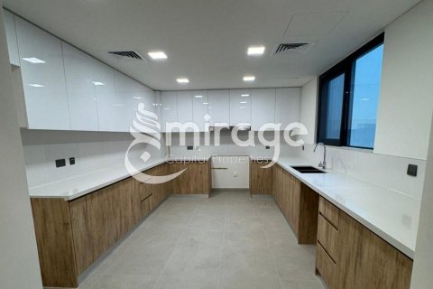 Vila na Yas Island, Abu Dhabi, SAE 5 ložnice, 501.6 m² Č.: 574258 - fotografie 11