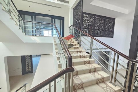 Vila v Al Maqtaa, Abu Dhabi, SAE 5 ložnice, 1254 m² Č.: 600948 - fotografie 15