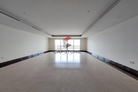 Apartment in Eastern Road, Abu Dhabi, UAE 3 bedrooms, 305 sq.m. № 600947 - photo 12