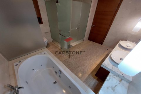 Apartment in Eastern Road, Abu Dhabi, UAE 3 bedrooms, 305 sq.m. № 600947 - photo 28