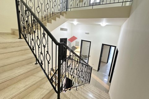 Villa sa Eastern Road, Abu Dhabi, UAE 5 silid-tulugan, 483 sq.m. № 600949 - larawan 14