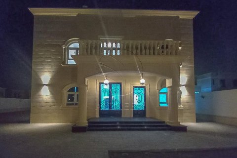 阿联酋 Abu Dhabi 待租 : 5 卧, 604 平方米 , 编号615036 - 照片 23