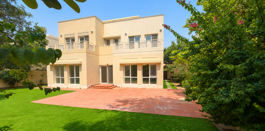 Villa i Meadows, Dubai, UAE 5 sovrum, 553 kvm Nr. 750041