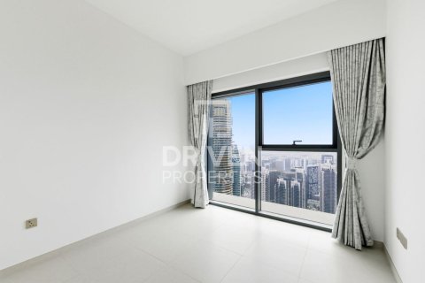 Apartment in Downtown Dubai (Downtown Burj Dubai), Dubai, UAE 3 bedrooms, 127.09 sq.m. № 756956 - photo 12