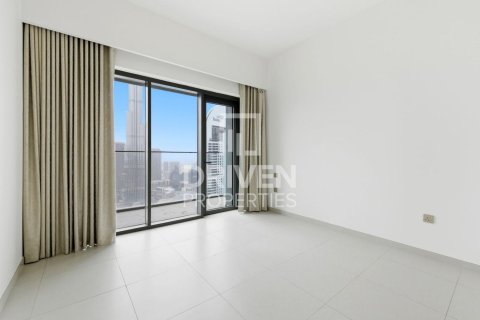 Apartment in Downtown Dubai (Downtown Burj Dubai), Dubai, UAE 3 bedrooms, 127.09 sq.m. № 756956 - photo 3