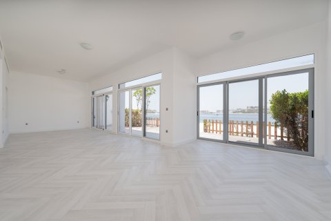 Villa itt: Palm Jumeirah, Dubai, EAE, 5 hálószoba, 318.47 m², azonosító: 757488 - fénykép 1