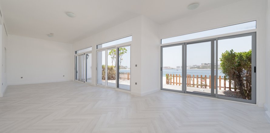 Villa itt: Palm Jumeirah, Dubai, EAE, 5 hálószoba, 318.47 m², azonosító: 757488