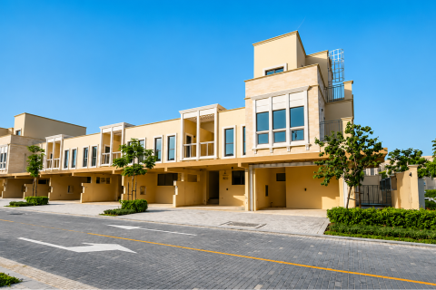 Rijtjeshuis te huur in Damac Lagoons, Dubai, VAE 4 slaapkamers, 206.32 vr.m., nr 757486 - foto 9