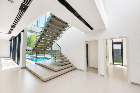 Villa in Tilal City, Sharjah, UAE 4 bedrooms, 383.6 sq.m. № 748721 - photo 6