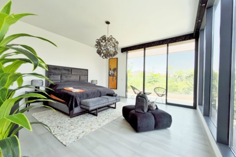 Villa in Tilal City, Sharjah, UAE 4 bedrooms, 383.6 sq.m. № 748721 - photo 12