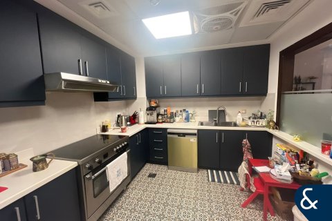 Dzīvoklis Business Bay, Dubaijā, AAE 3 istabas, 190 m2 Nr. 666667 - attēls 12