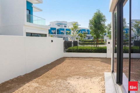 Townhouse sa Dubai, UAE 5 silid-tulugan, 306 sq.m. № 720437 - larawan 2