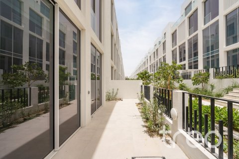 Adosado en alquiler en Al Barari, Dubai, EAU 4 dormitorios, 459.22 m2 № 758872 - foto 22