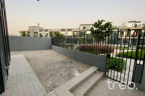 Kaupunkipientalo Mudon, Dubai, Arabiemiraatit 3 makuuhuonetta, 270.72 m2 № 758818 - kuva 9