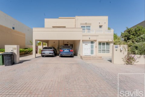 Vilë në Meadows, Dubai, Emiratet e Bashkuara Arabe 4 dhoma gjumi, 656 m2. № 680758 - Foto 16