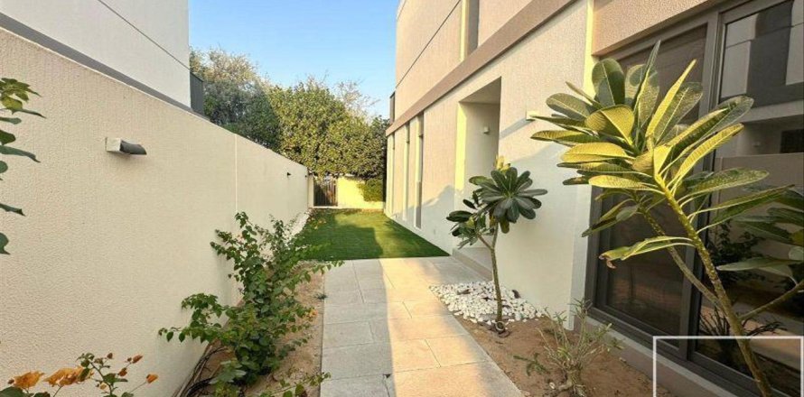 Tilal Al Ghaf, Dubai, संयुक्त अरब अमीरात में टाउनहाउस, 4 बेडरूम, 221 वर्ग मीटर, संख्या 680757