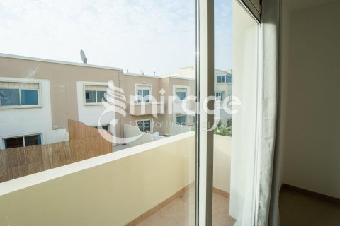 Vila v Al Reef, Abu Dhabi, SAE 2 ložnice, 176.5 m² Č.: 574317 - fotografie 1