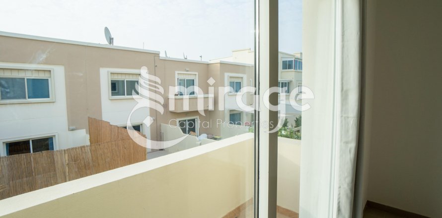 Vila v Al Reef, Abu Dhabi, SAE 2 ložnice, 176.5 m² Č.: 574317