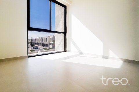 Villa para arrendamento em The Valley, Dubai, EAU 3 quartos, 174.01 m2 № 733844 - foto 4