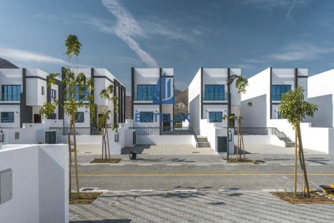 Vila v Sharm, Fujairah, SAE 4 spálne č. 587643 - Fotografia 14