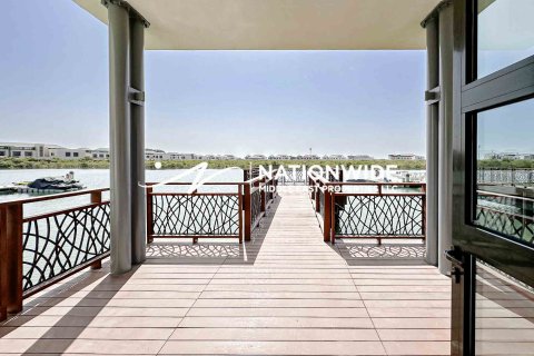 Villa itt: Abu Dhabi, EAE, 4 hálószoba, 1267 m², azonosító: 647158 - fénykép 1