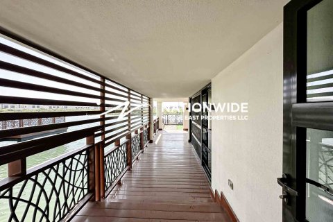 Villa itt: Abu Dhabi, EAE, 4 hálószoba, 1267 m², azonosító: 647158 - fénykép 18