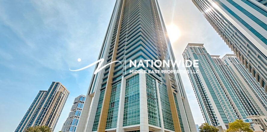 Apartment in Abu Dhabi, UAE 2 bedrooms, 150 sq.m. № 647159