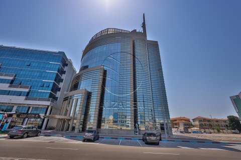 Commercial property in Al Nahyan, Abu Dhabi, UAE 518 sq.m. № 615887 - photo 1