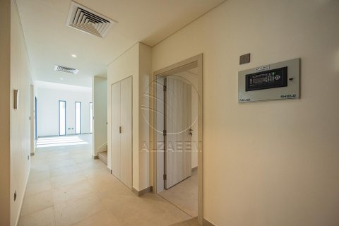 Vila na Yas Island, Abu Dhabi, SAE 4 ložnice, 348 m² Č.: 615889 - fotografie 8