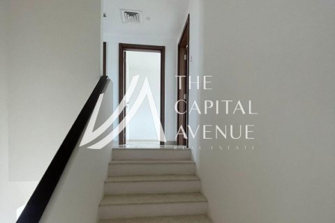 Kaupunkipientalo Al Samha, Abu Dhabi, Arabiemiraatit 3 makuuhuonetta, 260 m2 № 681245 - kuva 6