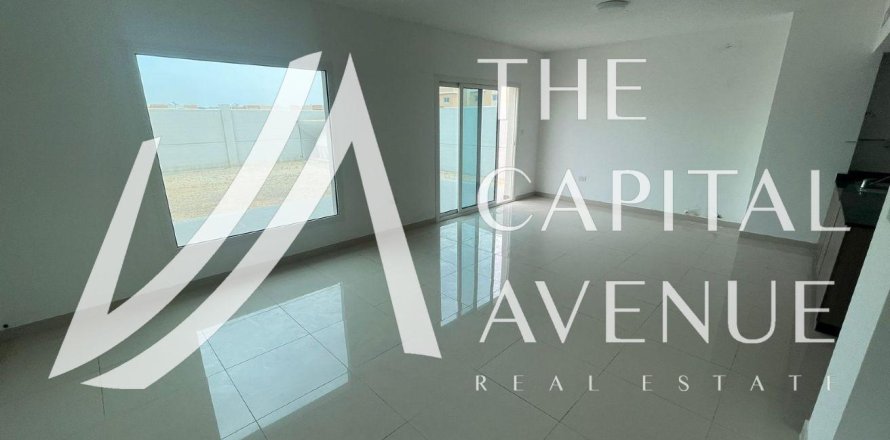 Kaupunkipientalo Al Samha, Abu Dhabi, Arabiemiraatit 3 makuuhuonetta, 260 m2 № 681245