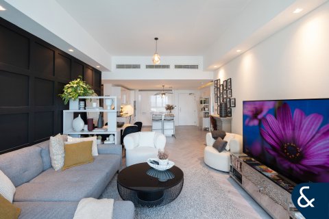 Huoneisto MARINA RESIDENCES Palm Jumeirah, Dubai, Arabiemiraatit 3 makuuhuonetta, 227 m2 № 671587 - kuva 5