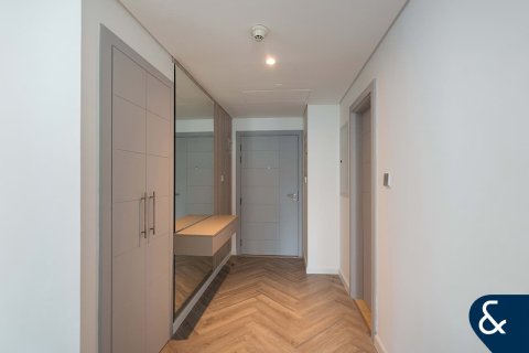 Appartement te koop in Downtown Dubai (Downtown Burj Dubai), Dubai, VAE 1 slaapkamer, 85 vr.m., nr 671564 - foto 5