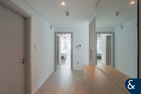 Appartement te koop in Downtown Dubai (Downtown Burj Dubai), Dubai, VAE 1 slaapkamer, 85 vr.m., nr 671564 - foto 4