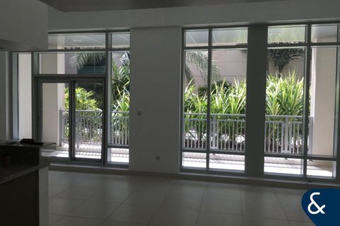 Apartamento en venta en Downtown Dubai (Downtown Burj Dubai), Dubai, EAU 1 dormitorio, 84 m2 № 671566 - foto 2