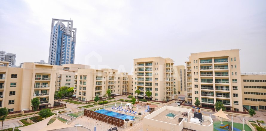 Korter asukohaga Greens, Dubai, AÜE: 2 magamistoaga, 121 m² Nr 706663