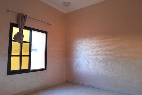 Vila u Al Riffa, Ras Al Khaimah, UAE 4 spavaćih soba, 929 m2 Br. 734944 - fotografija 14