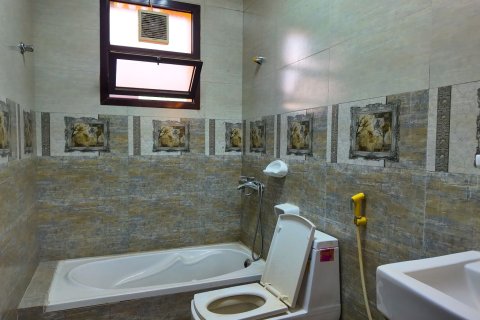 Vila u Al Riffa, Ras Al Khaimah, UAE 4 spavaćih soba, 929 m2 Br. 734944 - fotografija 12