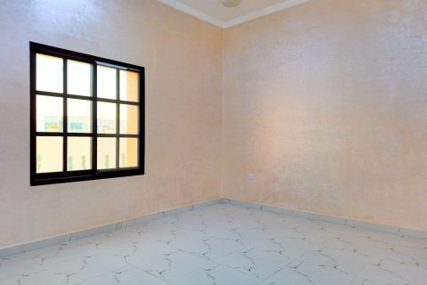 Vila u Al Riffa, Ras Al Khaimah, UAE 4 spavaćih soba, 929 m2 Br. 734944 - fotografija 10