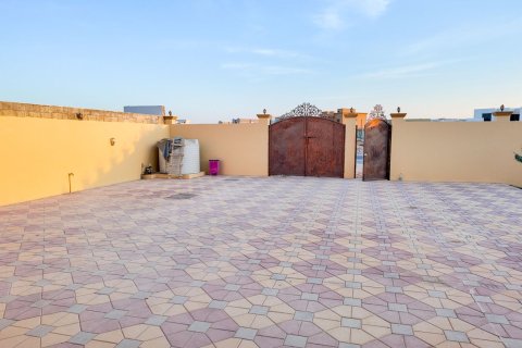Vila u Al Riffa, Ras Al Khaimah, UAE 4 spavaćih soba, 929 m2 Br. 734944 - fotografija 6