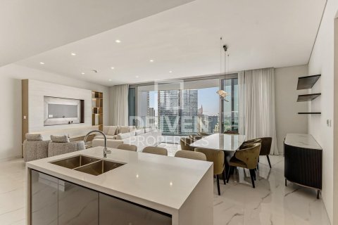 Appartamento in vendita a Dubai Marina, Dubai, EAU 3 camere da letto, 241.08 mq. № 755685 - foto 2