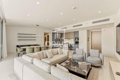 Appartamento in vendita a Dubai Marina, Dubai, EAU 3 camere da letto, 241.08 mq. № 755685 - foto 4