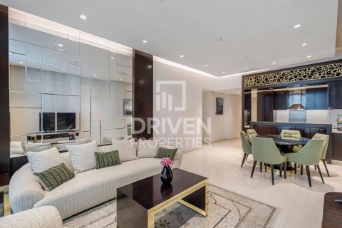 شقة للبيع في وسط مدينة دبي، دبي، الإمارات العربية المتحدة 3 غرفة نوم ، 159.98 متر مربع ، رقم 755877 - صورة 1